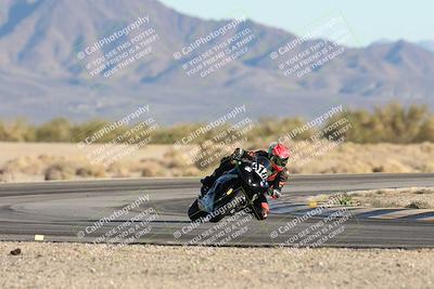 media/Dec-07-2025-CVMA (Sun) [[3e7d2de5dc]]/Race 16-Formula Middleweight/